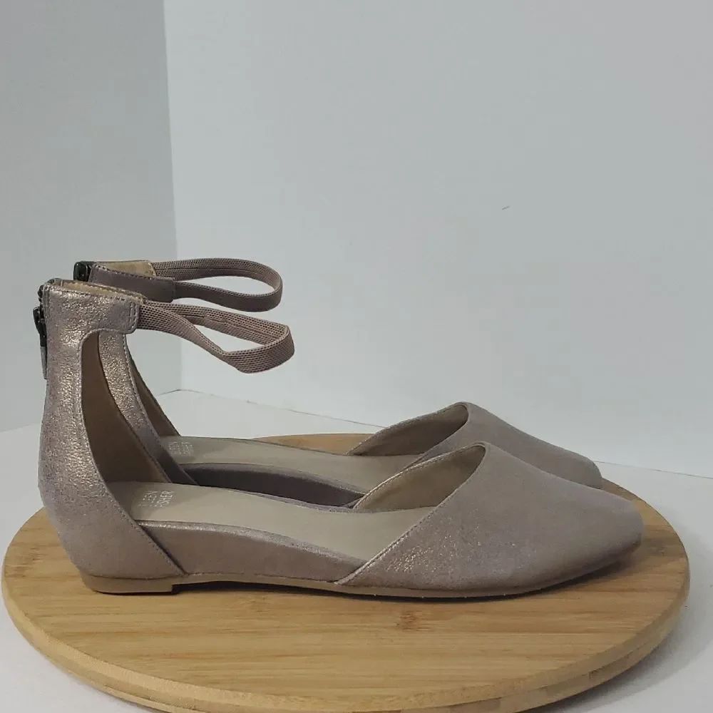 Eileen Fisher Ingle Metallic Platinum Ankle Strap Flats Women's Size 10
